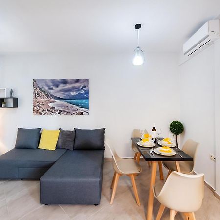 Ruellia Luxury Apartments Kalligoni المظهر الخارجي الصورة
